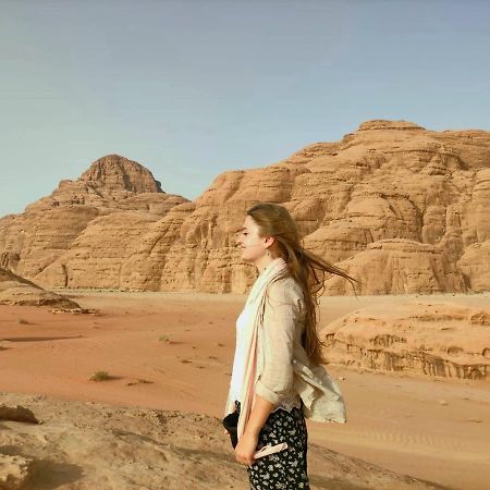 Rum Titanic Wadi Rum Exteriör bild